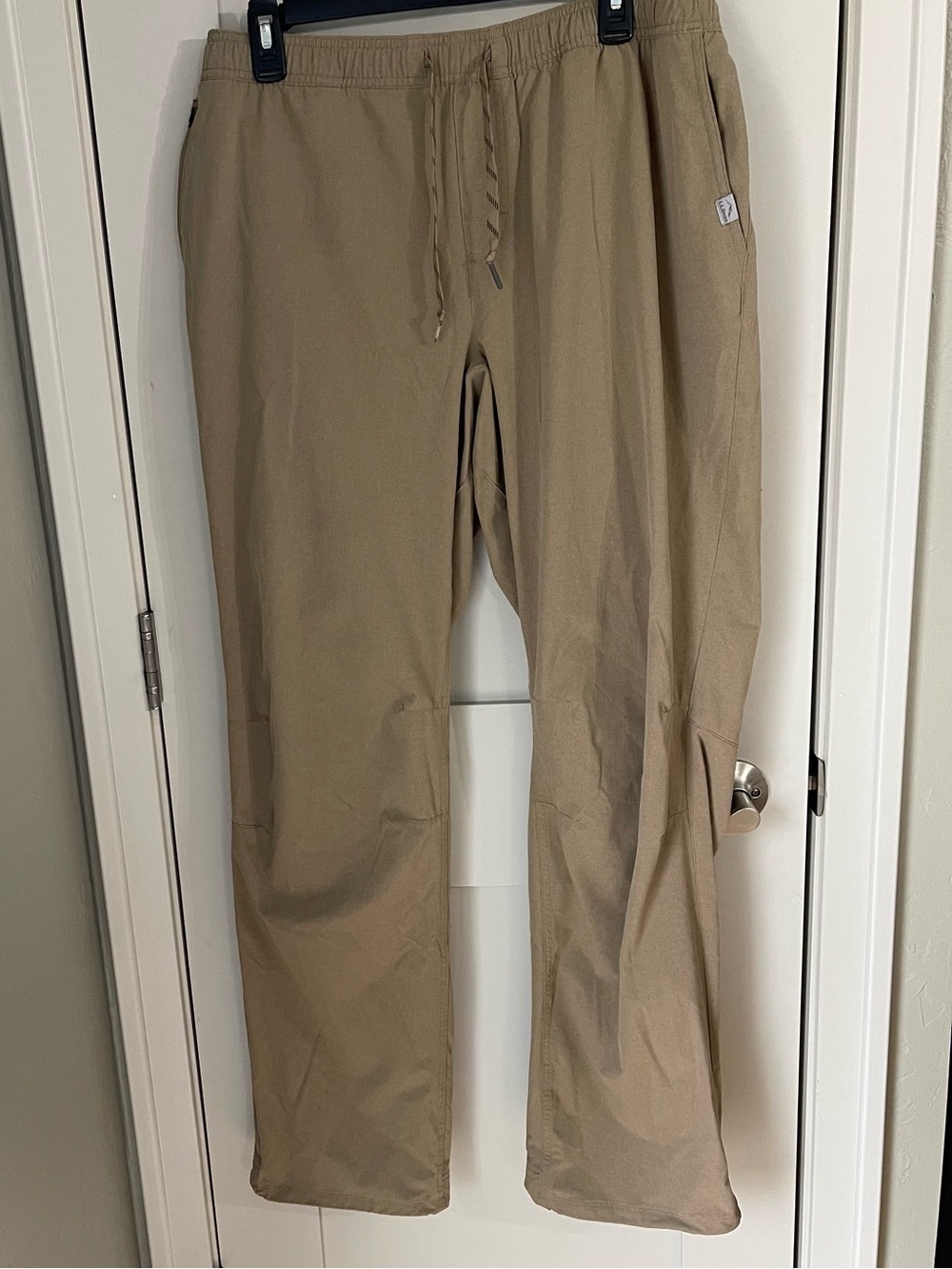 L.L. Bean Mens Multisport Pant Tan XL 34” Active Lightweight Trail Performance